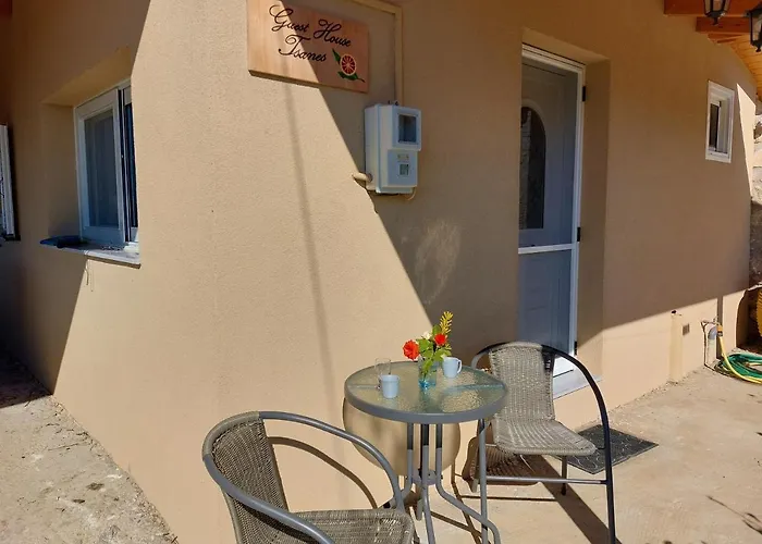 Tsanes Case de vacanță Pinakokhorion
