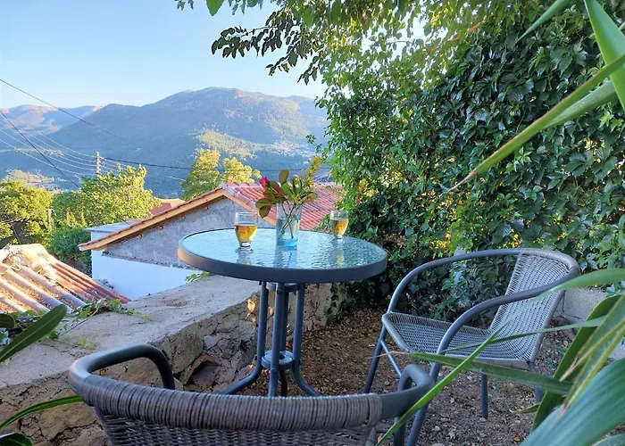 Case de vacanță Tsanes