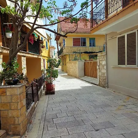 Holiday home Tsanes Pinakokhorion