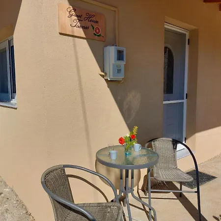 Tsanes Holiday home Pinakokhorion